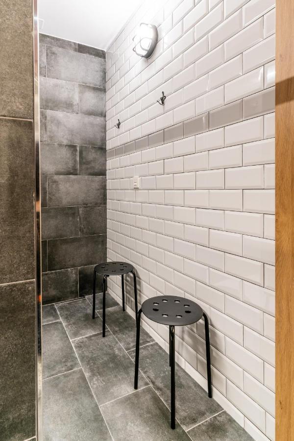 Four Rooms Hostel Lugo Zewnętrze zdjęcie