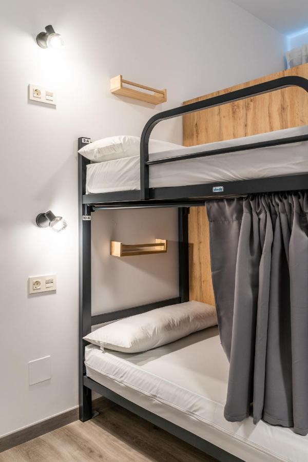Four Rooms Hostel Lugo Zewnętrze zdjęcie