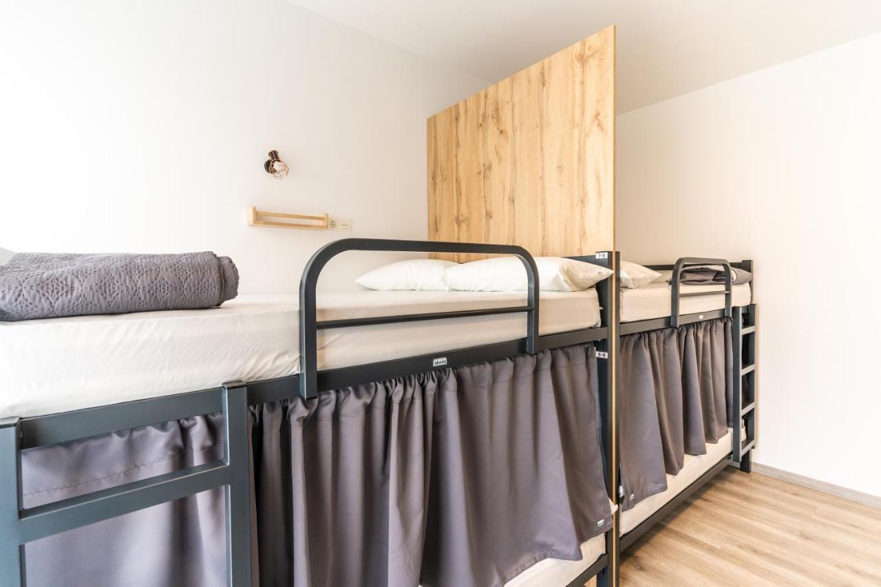 Four Rooms Hostel Lugo Zewnętrze zdjęcie